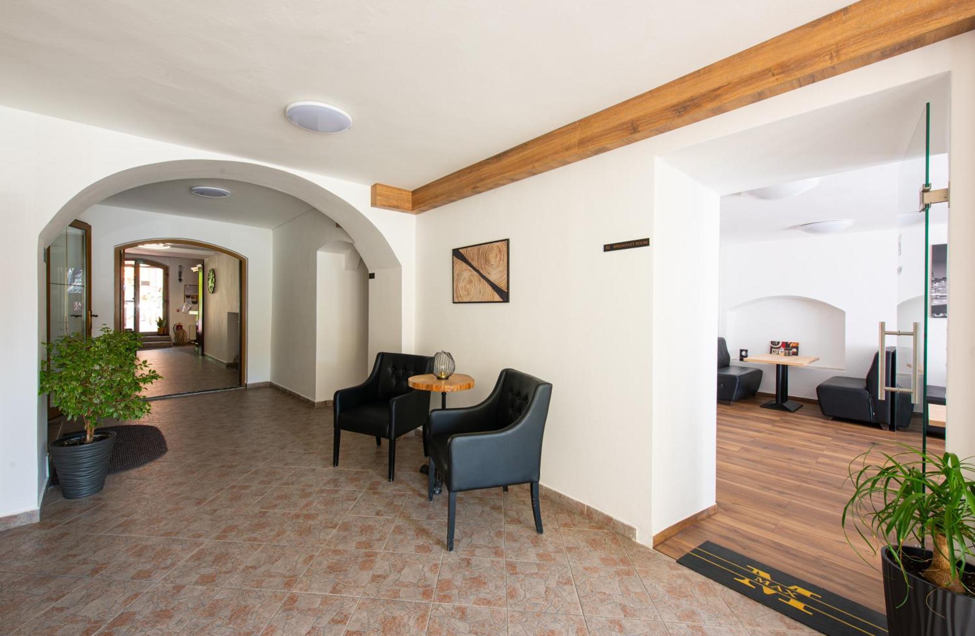 Penzion Max Kežmarok Exterior foto